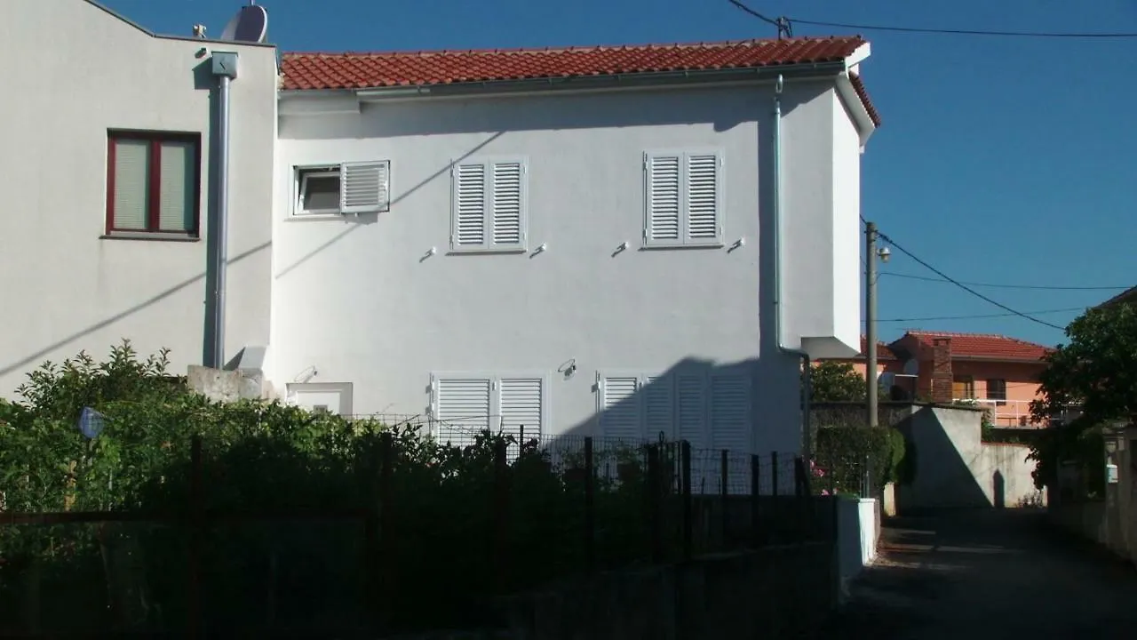 Apartment Karma Beach Zadar 0*,  Croatia