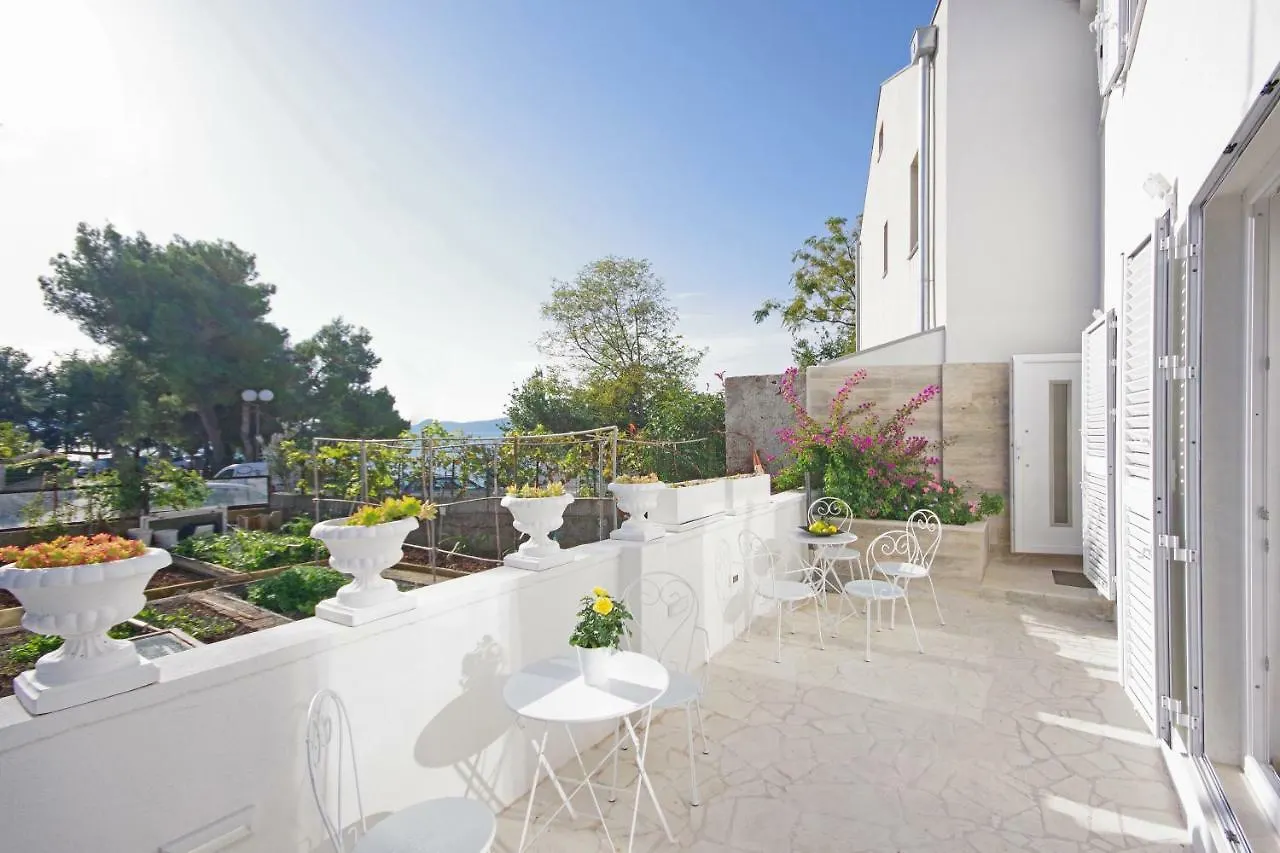 Apartment Karma Beach Zadar Holiday home