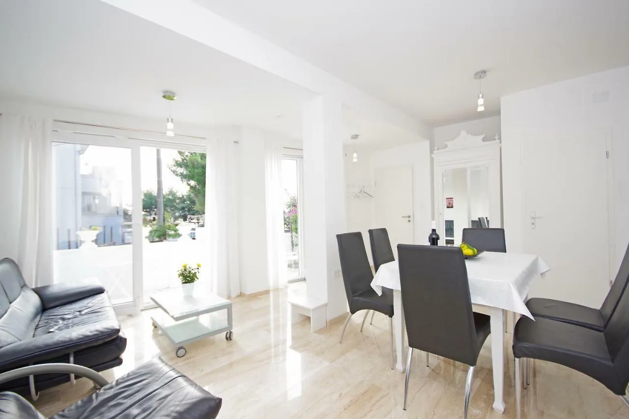 Apartment Karma Beach Zadar Holiday home