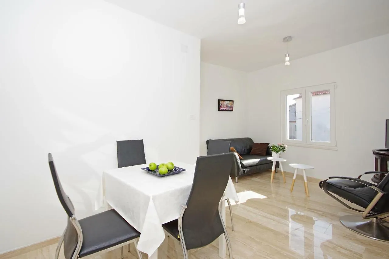 Apartment Karma Beach Zadar Holiday home