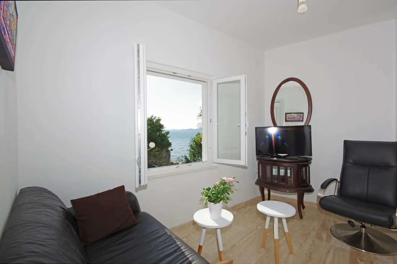 Apartment Karma Beach Zadar Holiday home